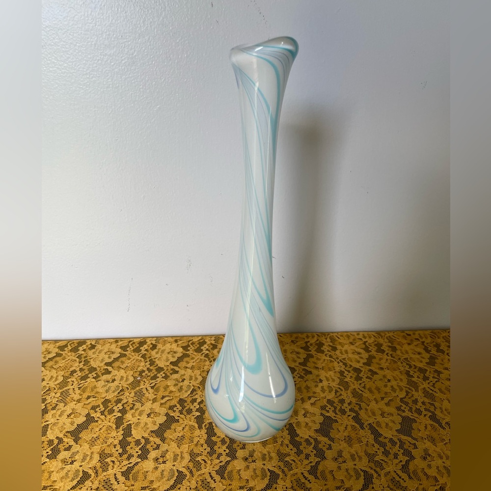 Vintage Blue and White Swirl Vase - Picture 2 of 4